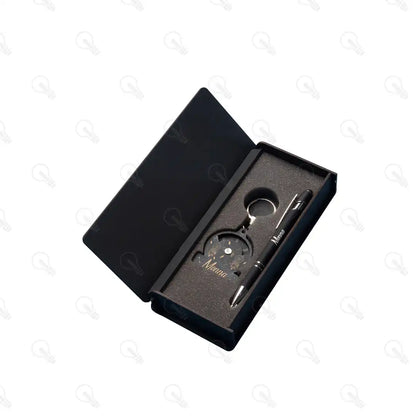 بوكس (ديزاين دريم كاتشر) قلم معدن وميدالية خشب طبقتين