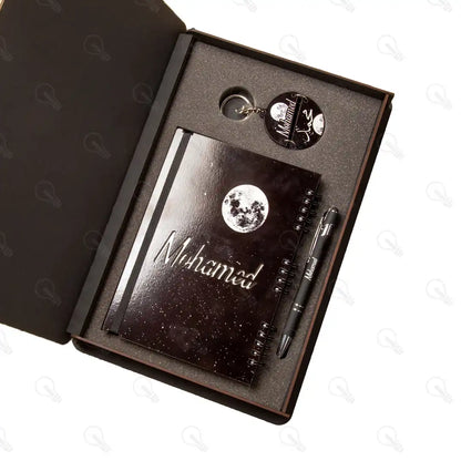 بوكس نوت بوك خشب وقلم معدن و ميدالية خشب نصين (كود 2)