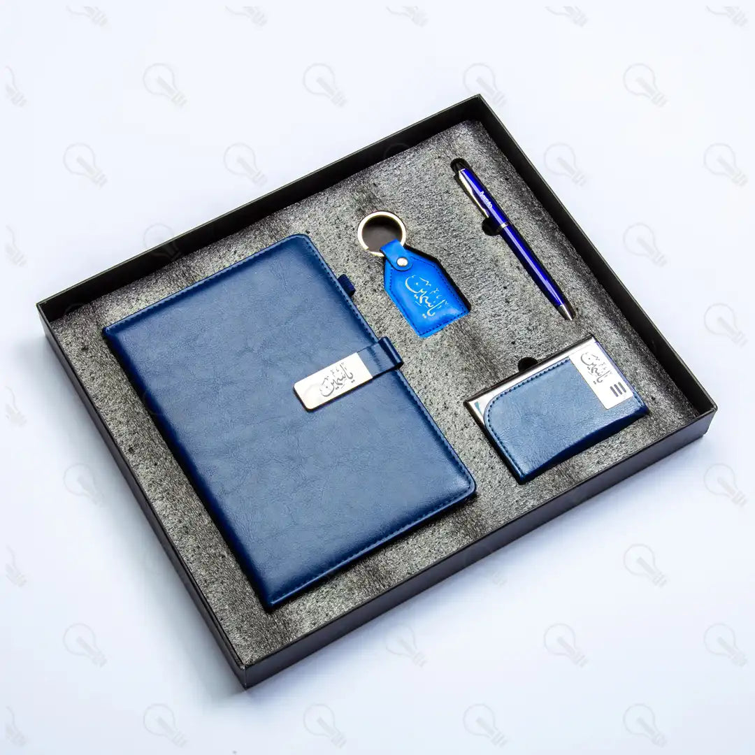 بوكس هارد كوفر ونوت بوك جلد وقلم وميدالية جلد وكراتة معدن