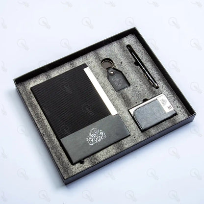 بوكس هارد كوفر ونوت بوك جلد وقلم وميدالية جلد وكراتة معدن