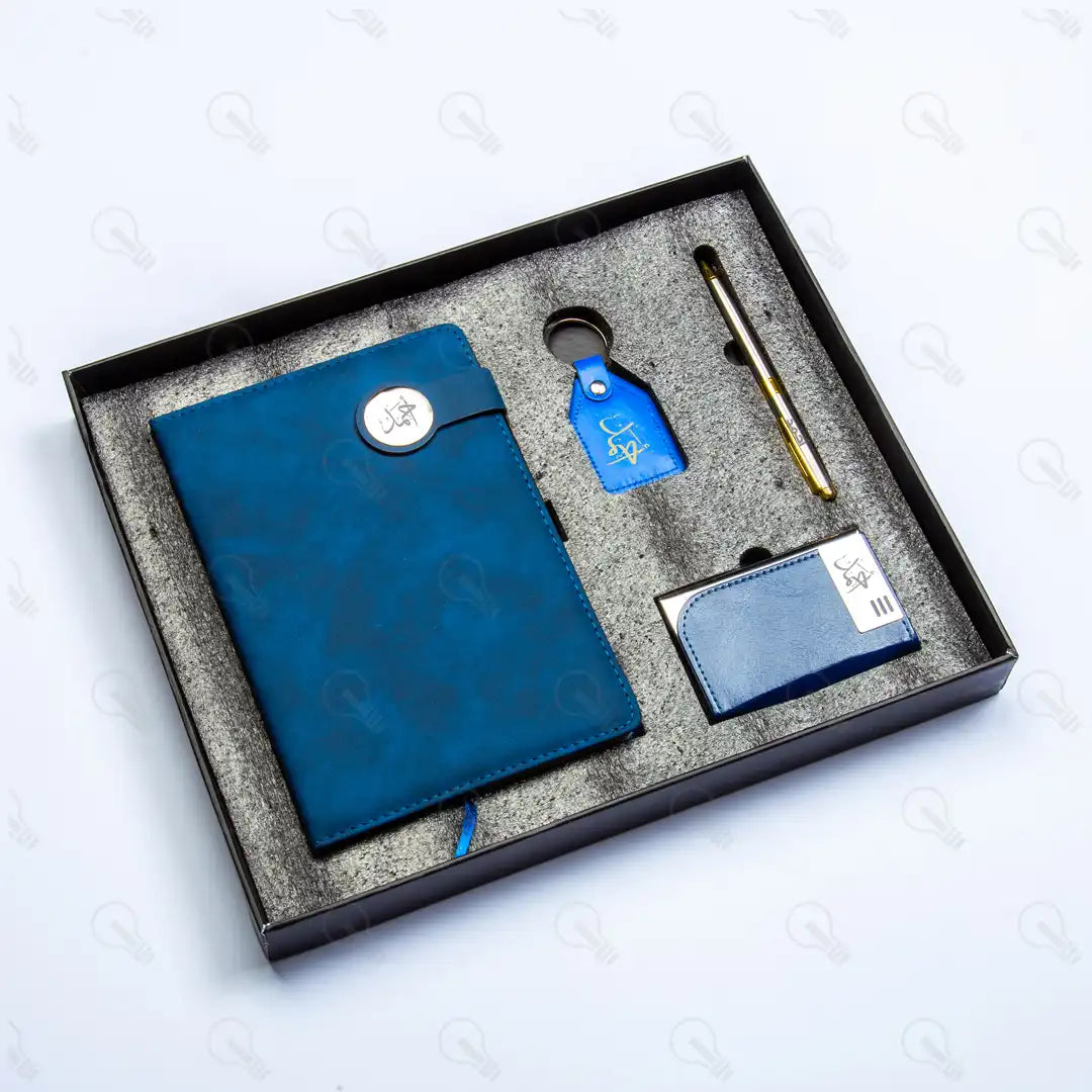 بوكس هارد كوفر ونوت بوك جلد وقلم وميدالية جلد وكراتة معدن