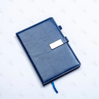 بوكس هارد كوفر ونوت بوك جلد وقلم وميدالية جلد وكراتة معدن