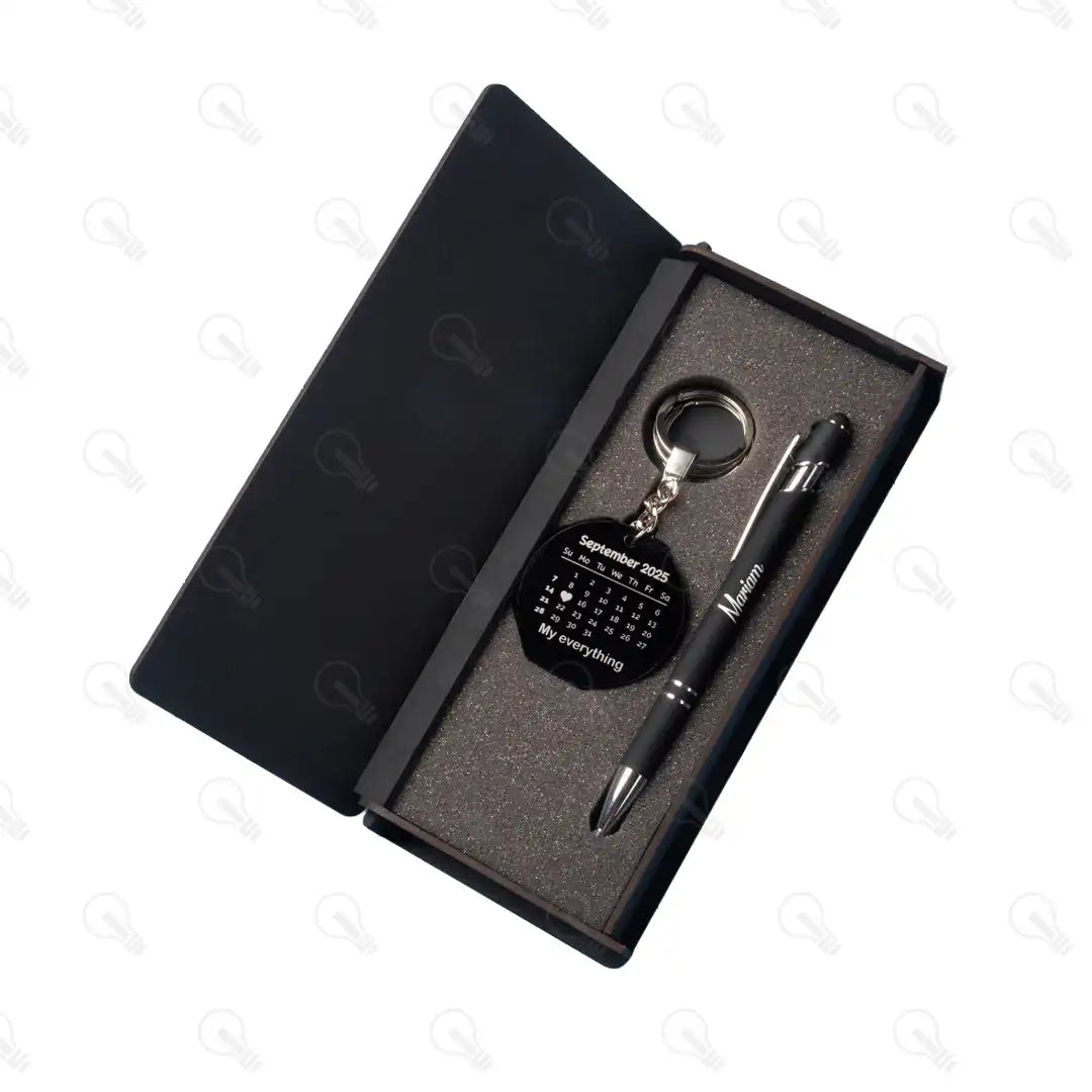 بوكس قلم معدن وميدالية اكريليك كليندر