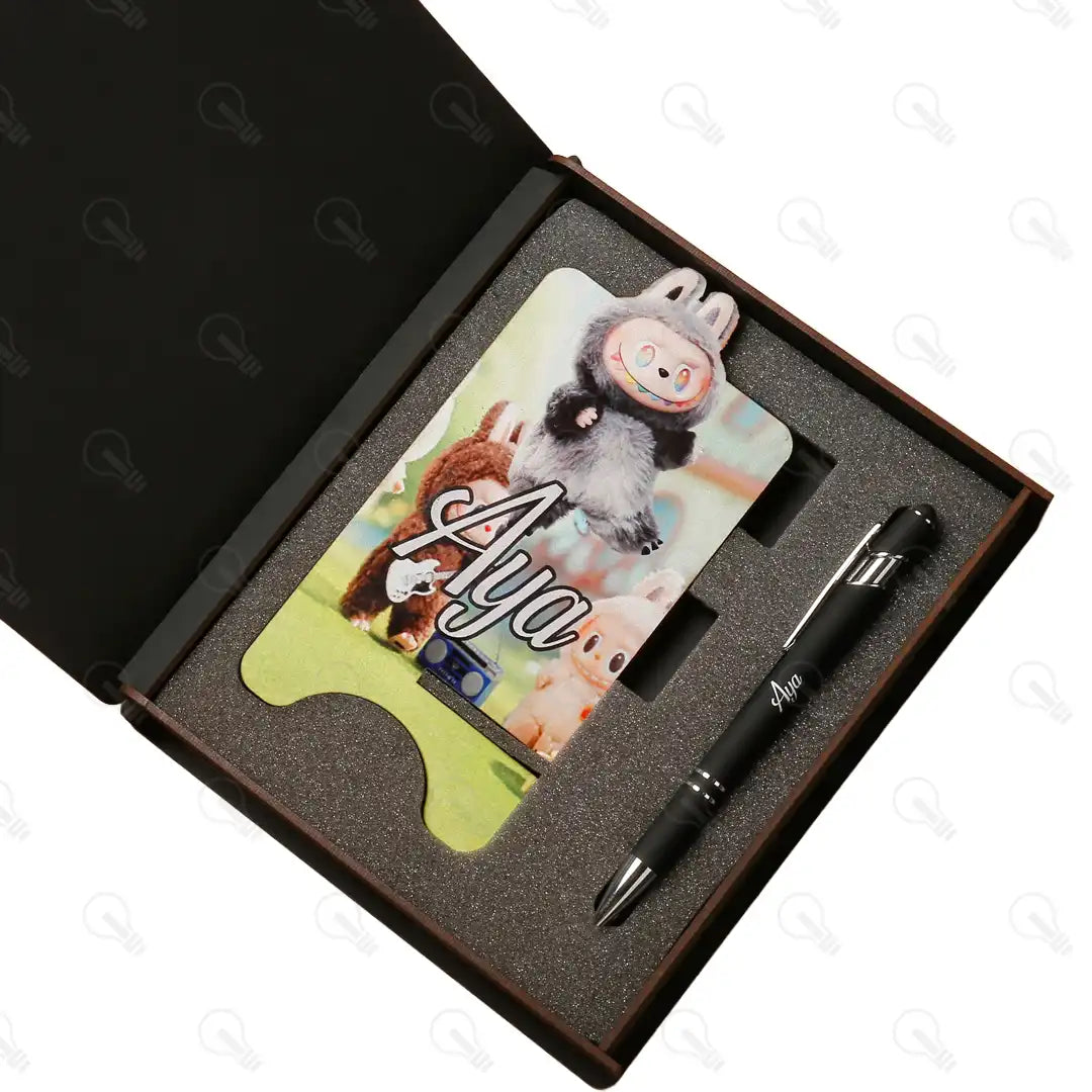 بوكس قلم معدن و ستاند موبايل (ديزاين لابوبو)