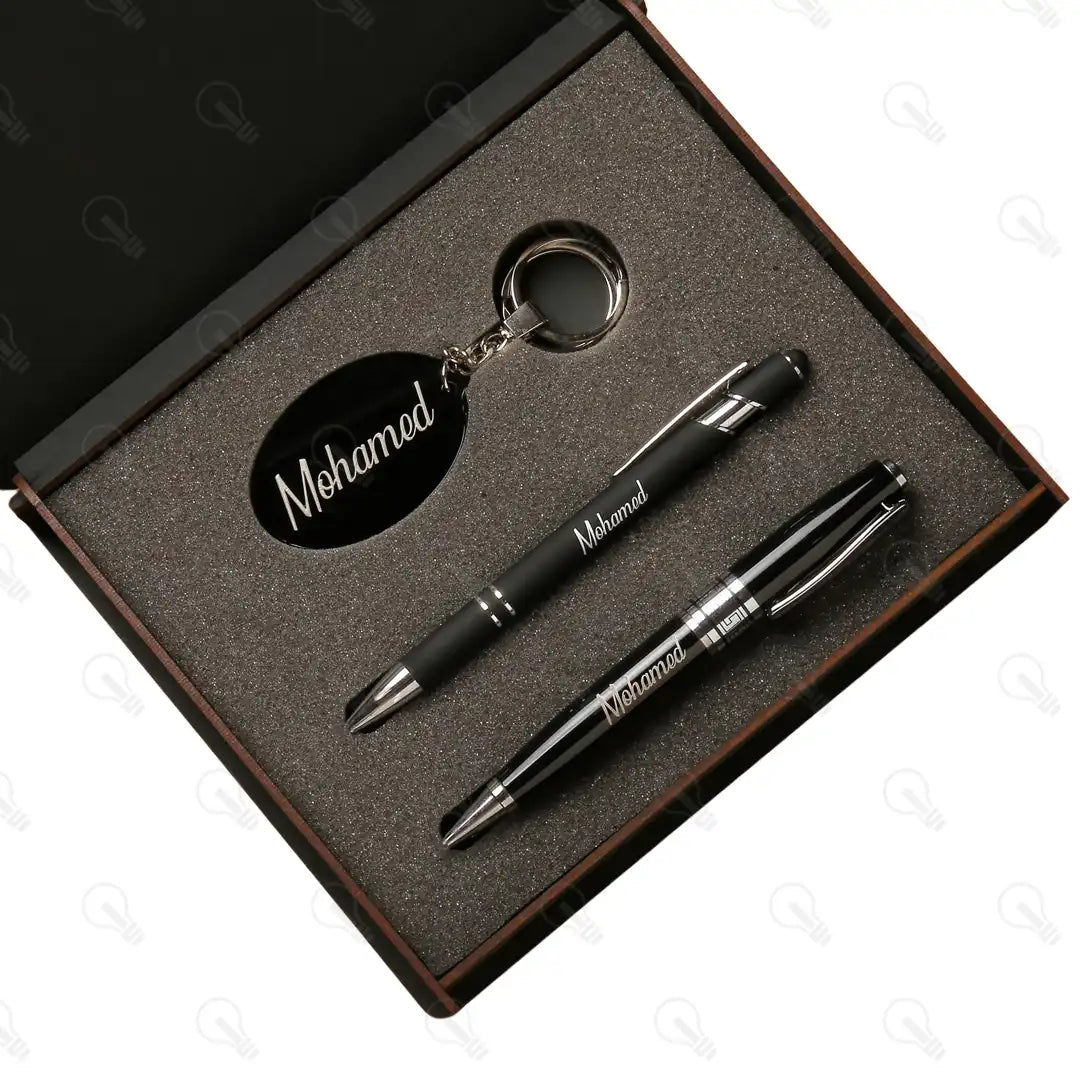 بوكس قلم معدن وقلم VIP وميدالية اكريليك اسود