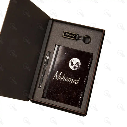 بوكس نوت بوك خشب وقلم معدن و ميدالية اكريليك (كود 3)