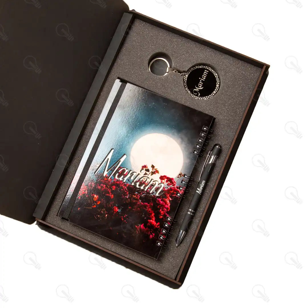 بوكس نوت بوك خشب وقلم معدن و ميدالية اكريليك (كود 6)