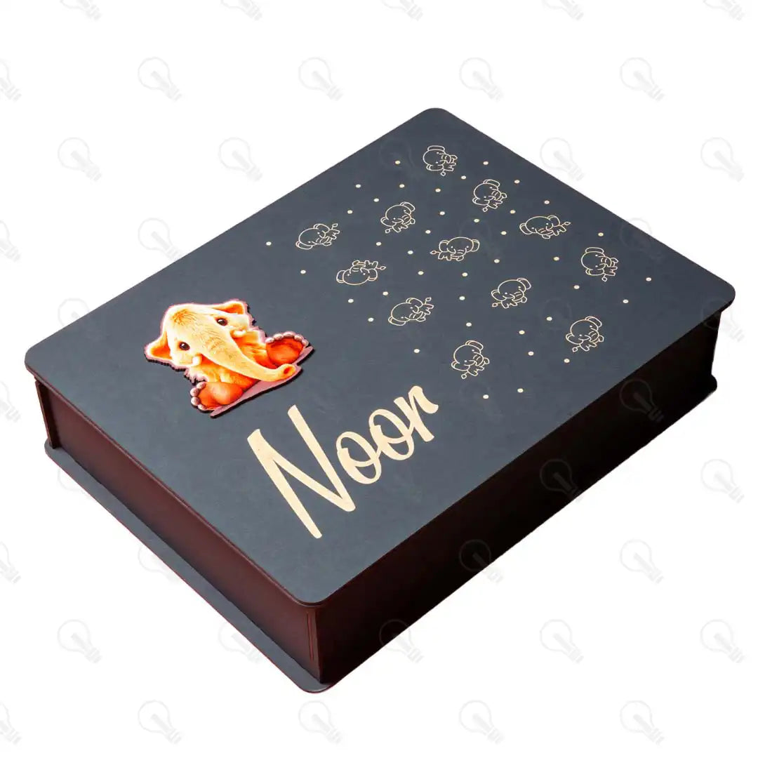 بوكس مج ديجيتال ونوت بوك خشب وقلم معدن و ميدالية اكريليك ووصلة مضيئة